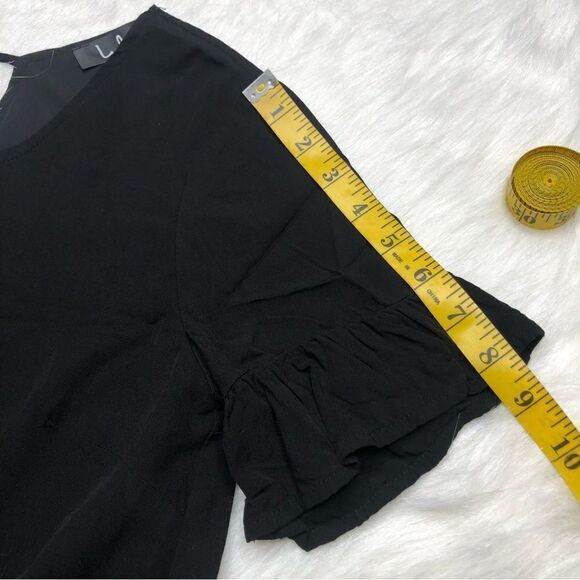 Lulus Women’s Short Sleeve Cutout Chic of Perfection Black Shift Dress Size S - Picture 9 of 14